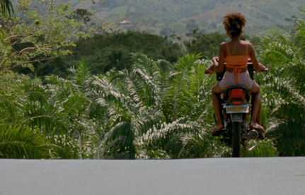 NOWNESS Shorts: Casete Rojo